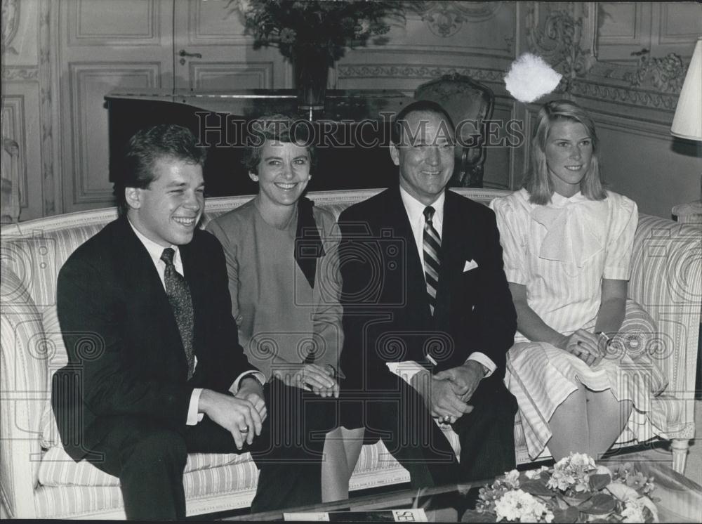 1985 Press Photo New United States Ambassador in Paris: Joe Rogers - Historic Images