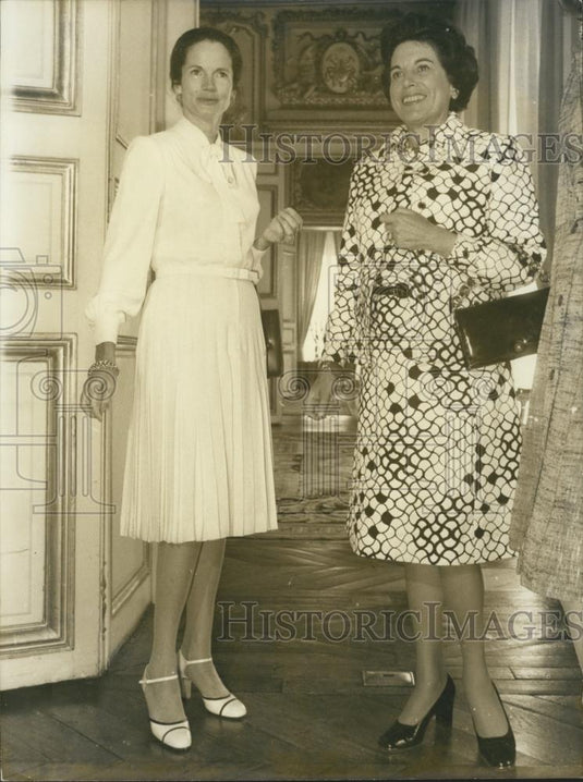 1974 Press Photo Wives of Presidents Giscard D' Estaing And Alphonso Lopez - Historic Images