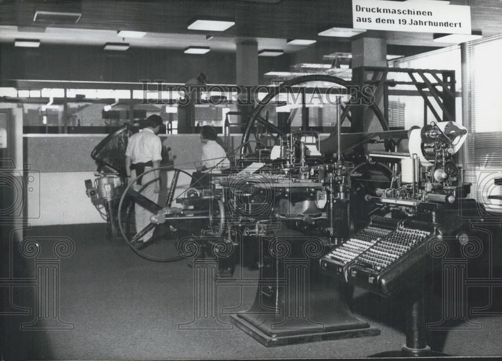 1966 Press Photo 19th Century Printing Machines in Germany - Gutenberg Museum, - Historic Images