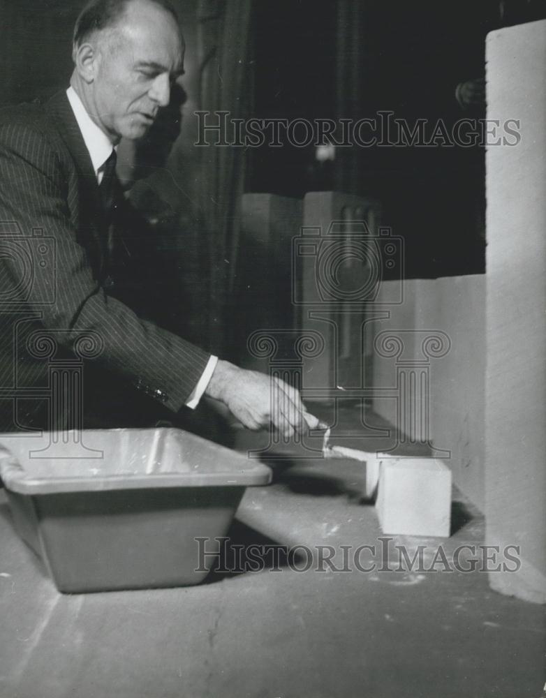 1962 Press Photo Mr. Sainteny, General Commissioner of Tourism Using the Trowel - Historic Images
