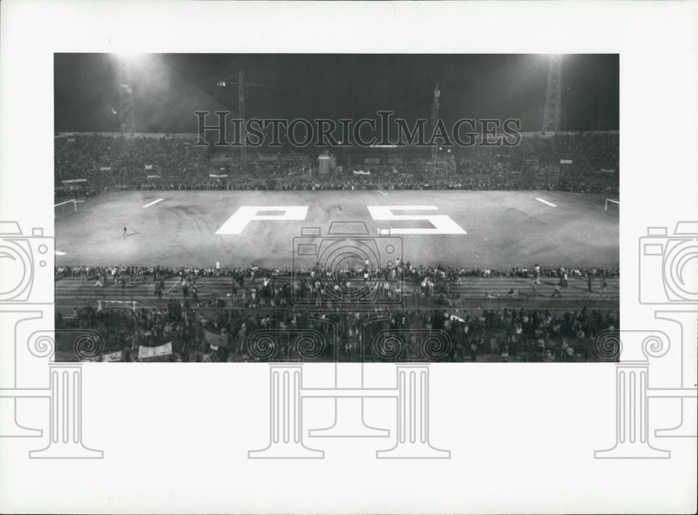 1975 Press Photo Portuguese Socialist Party Meeting - Historic Images