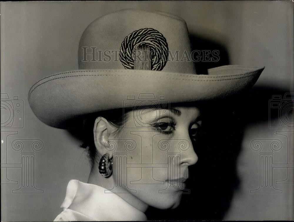 1970 Press Photo A Sable Old-West Style Hat by Marc Olivier - Historic Images