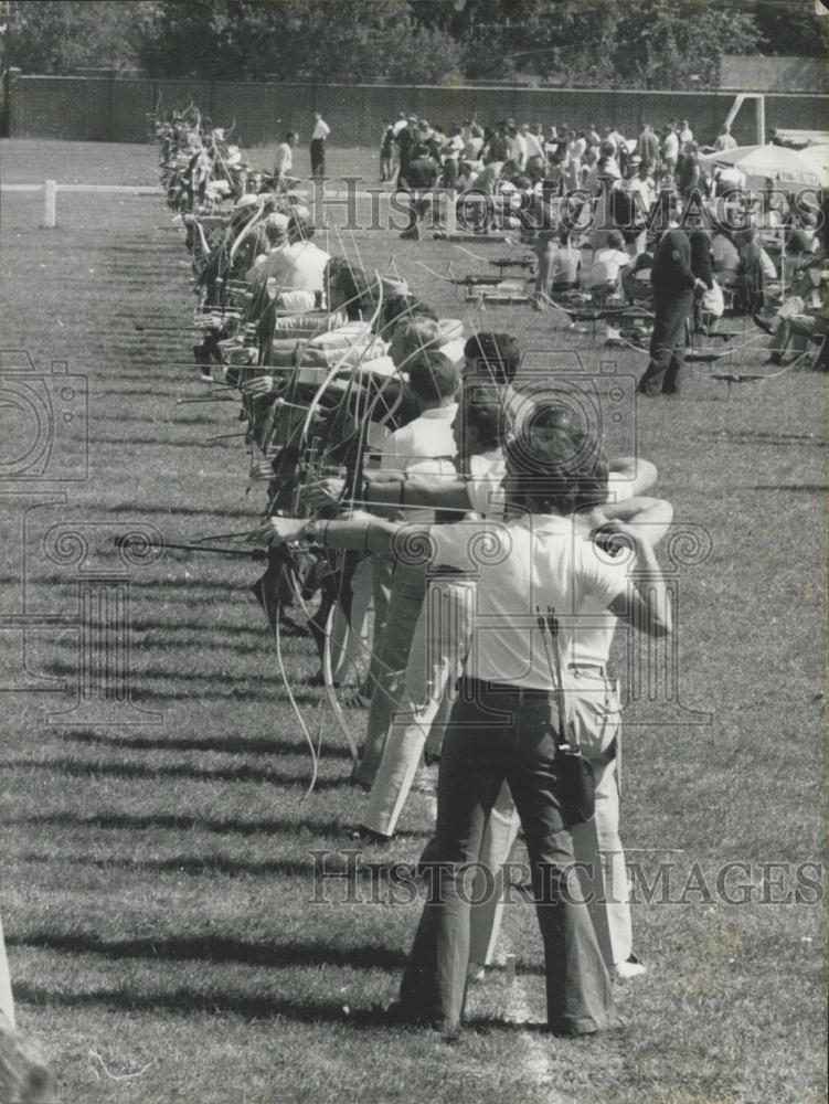 1971 Press Photo Archery Championship Contestants Lined Up in Noyon - Historic Images