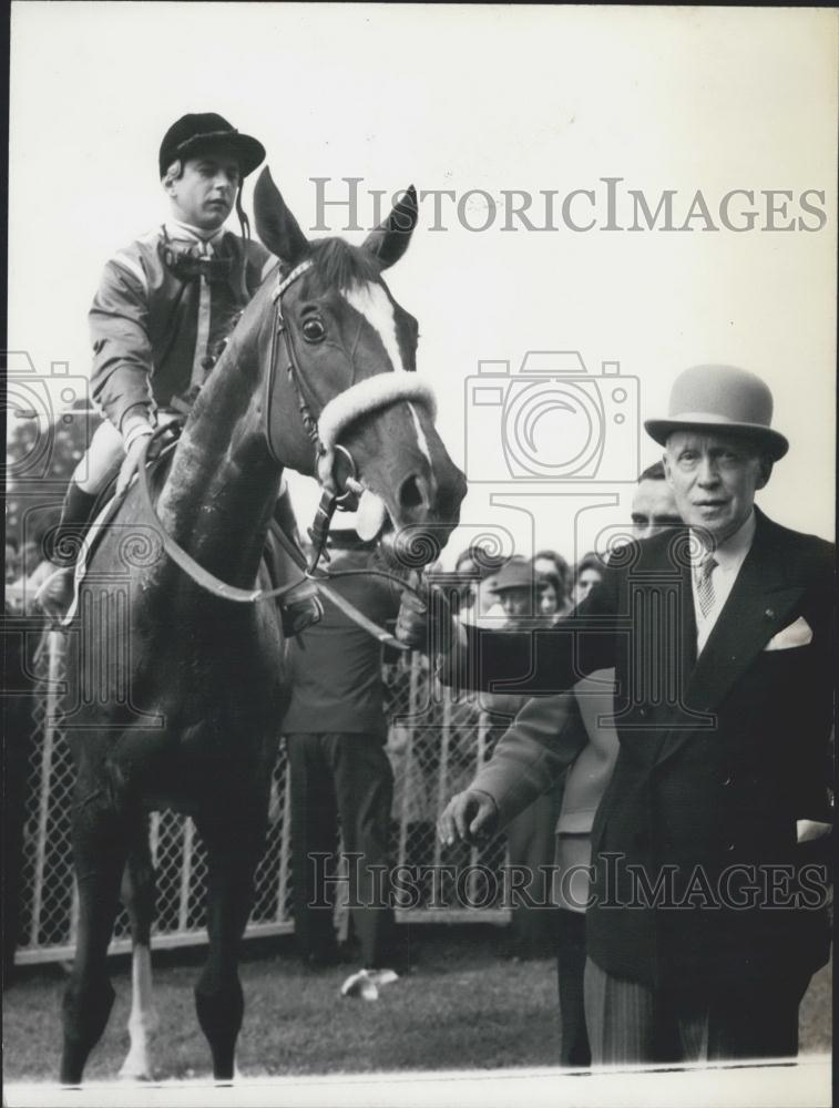 1965 Press Photo Jockey Depalmas on Blabia&quot; &amp; Owner Gabriel Brun&quot; - Historic Images