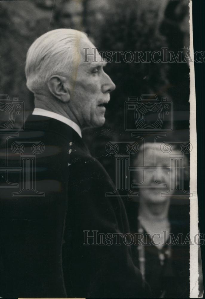 1956 Press Photo German Politician Franz von Papen. Funeral of von Neurath. - Historic Images