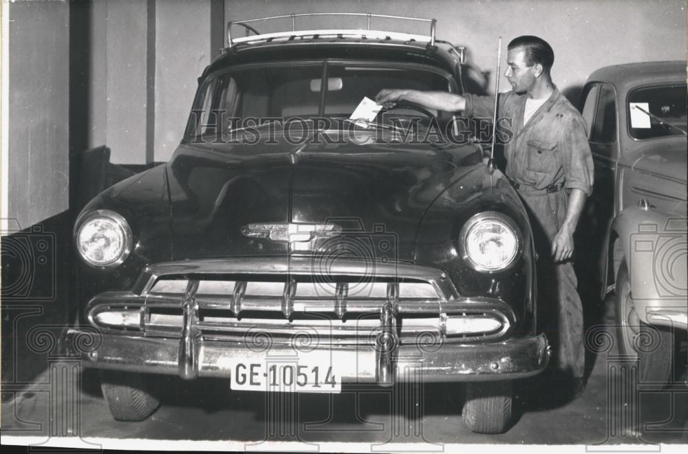 1953 Press Photo Black Chevrolet of Missing Woman Mrs. McLean. Switzerland. - Historic Images