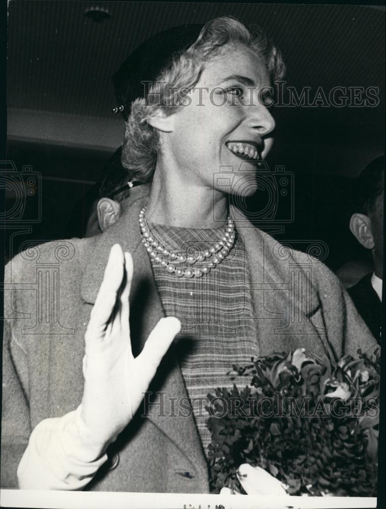 1953 Press Photo American Ambassador to Italy Clare Booth Luce in Naples - Historic Images