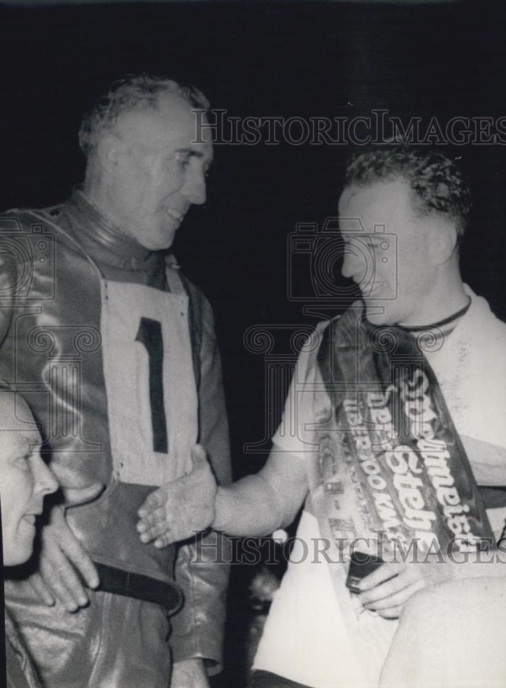 1954 Press Photo Belgian Cyclist Adolphe Verschueren Wins 100 Kilometer Race. - Historic Images