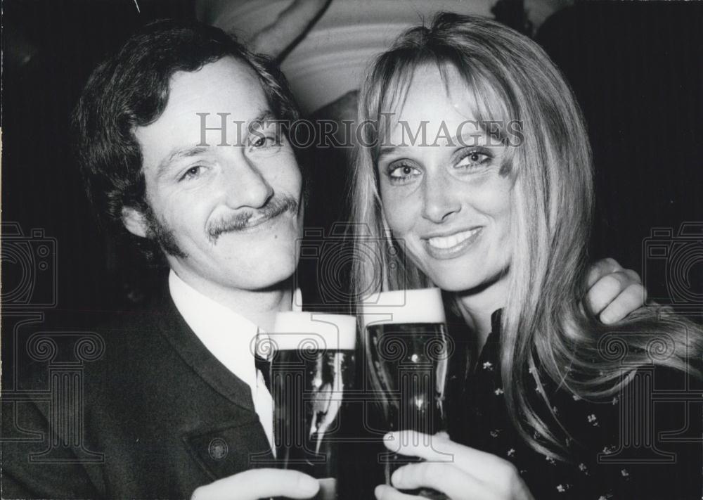 1970 Press Photo Adalbert Prinz von Bayern Jr. Pub "Koenig Ludwig Pilsstuben." - Historic Images