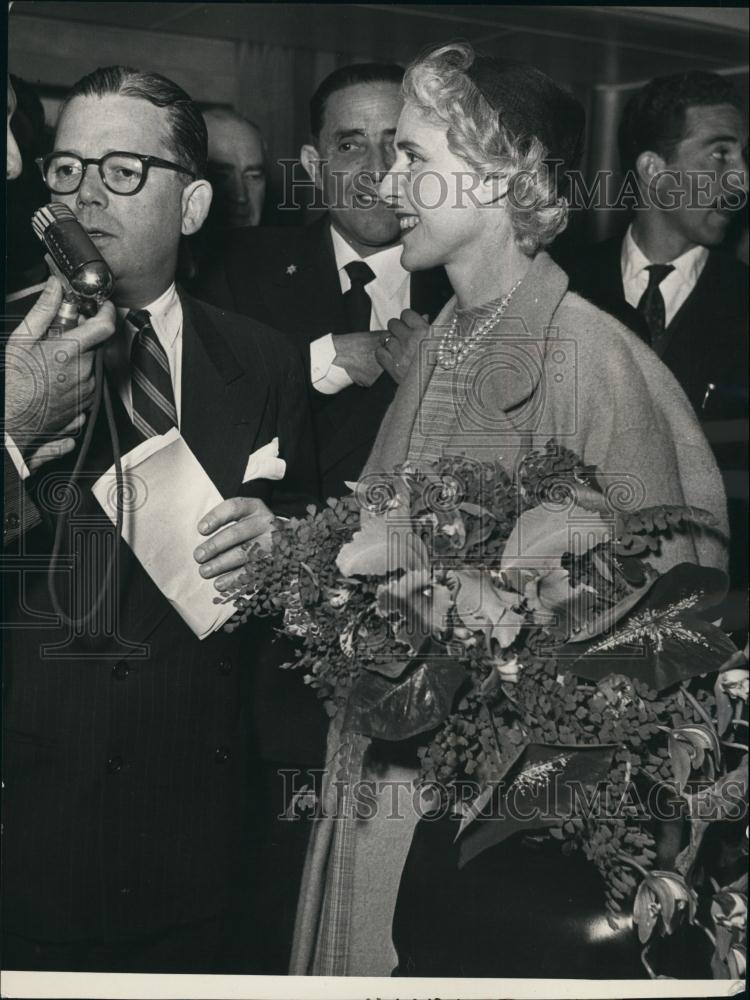 1953 Press Photo The Arrival of American Ambassador to Italy Clare Booth Luce - Historic Images