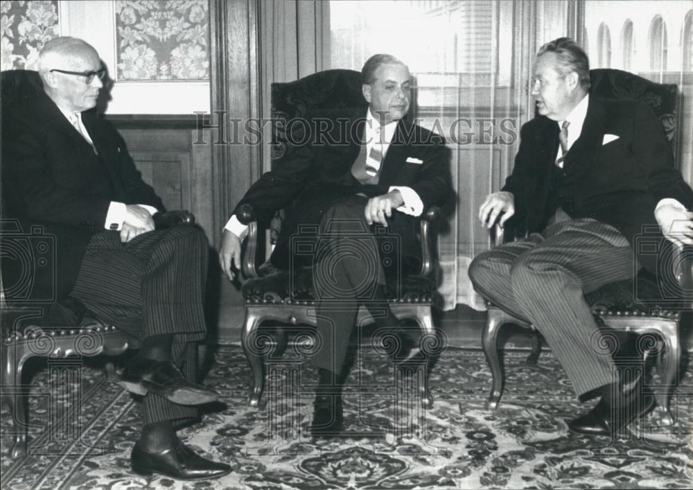 1966 Press Photo American Ambassador to Germany John S. Hayes. - Historic Images