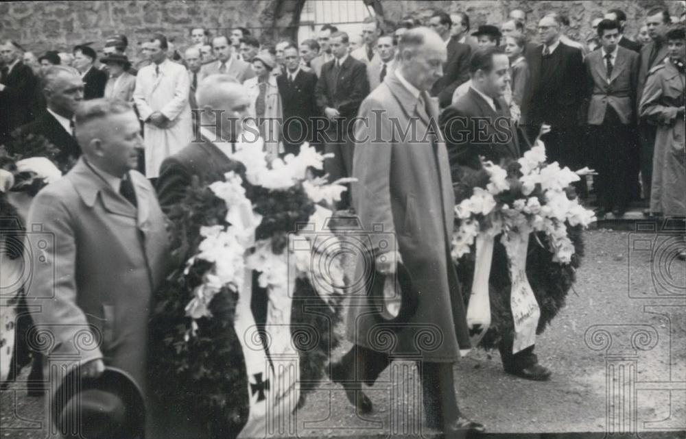 1953 Press Photo Admiral Hansen. Troop Parade. Germany. - Historic Images