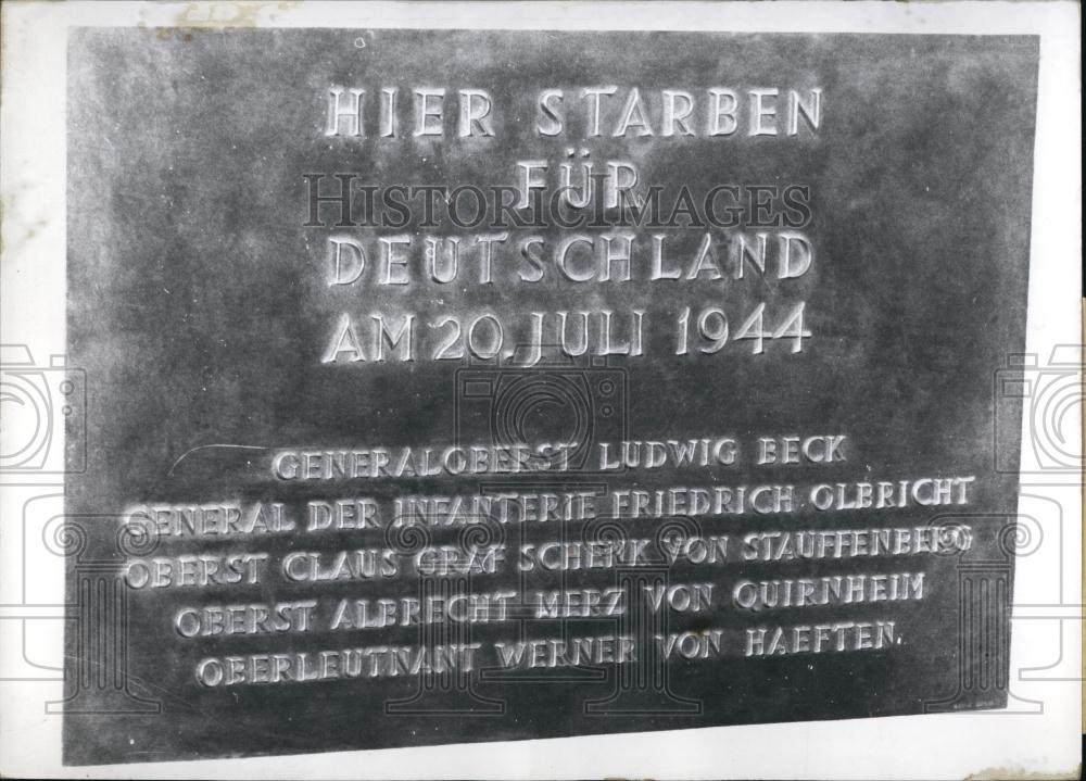 1966 Press Photo Memorial Stone for Hitler Opponents During Third Reich. Berlin. - Historic Images