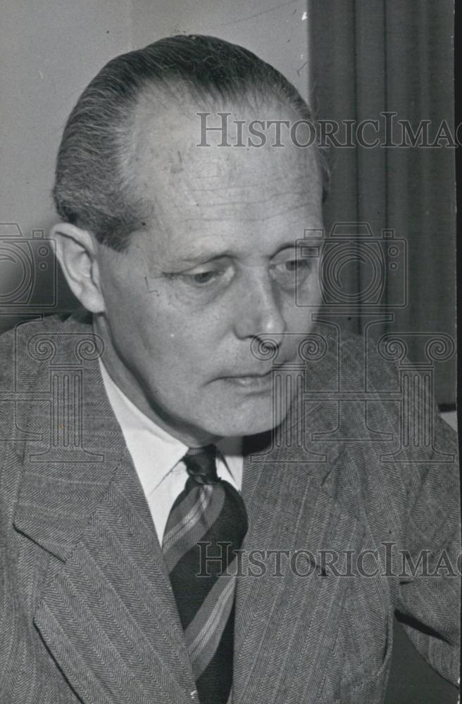 1957 Press Photo German Ambassador to Holy See Count von Strachwitz. - Historic Images