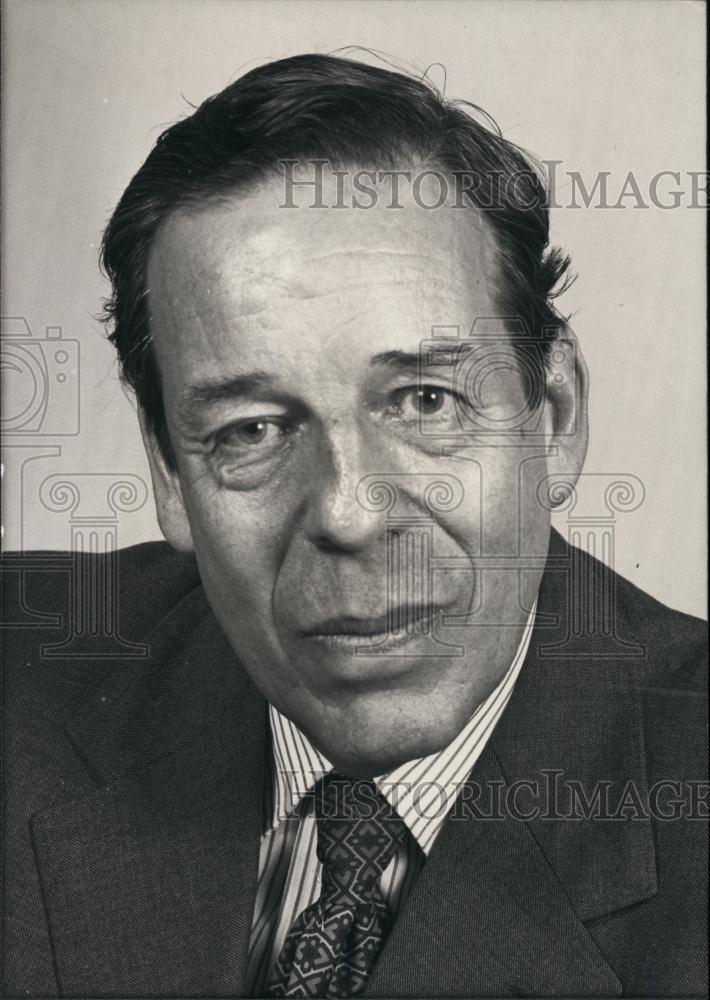 Press Photo Philippe, de Weck. Union Bank of Switzerland. - Historic Images