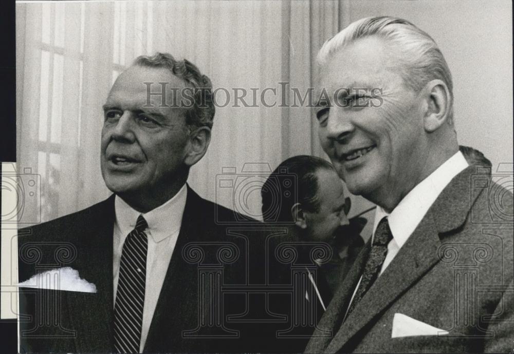 1968 Press Photo Chancellor Kiesinger & US Defense Minister Clark Clifford. - Historic Images