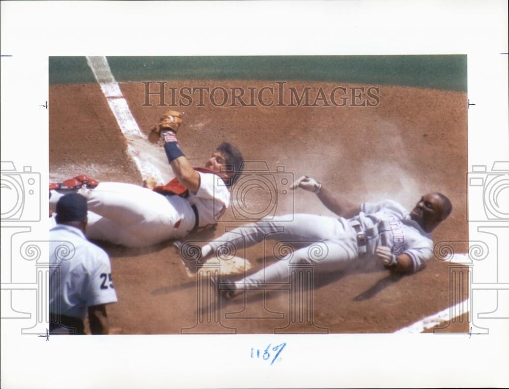 1993 Press Photo Colorado Rockies Baseball Player Tom Pagnozzi At Home Plate - Historic Images