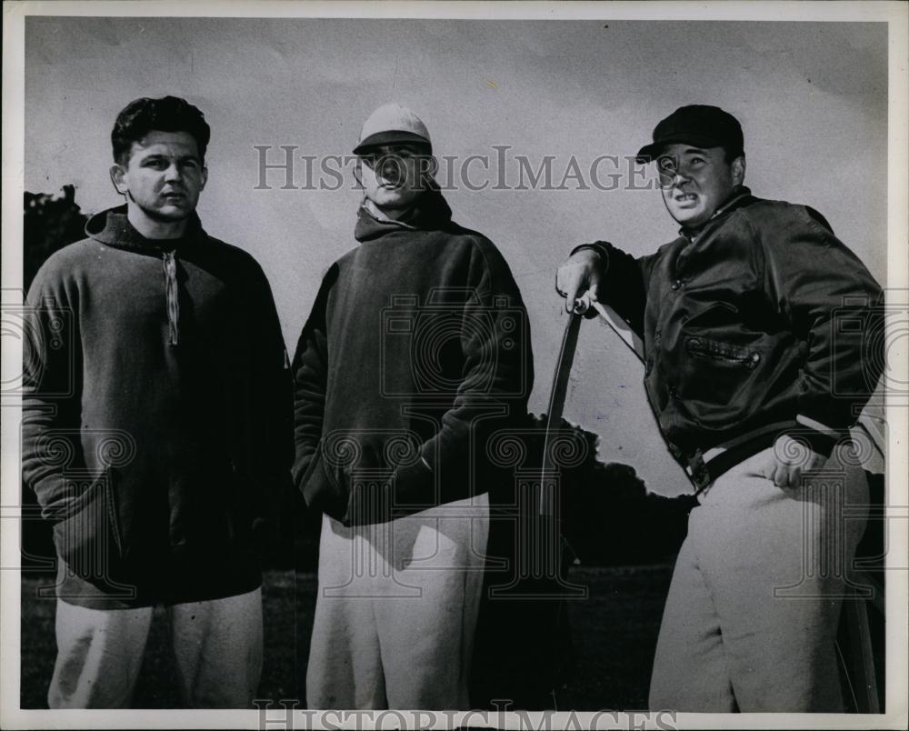 1948 Press Photo Line Coach Pat Petroski Ed Stanczyk Biff Glasoford - RSL74283 - Historic Images