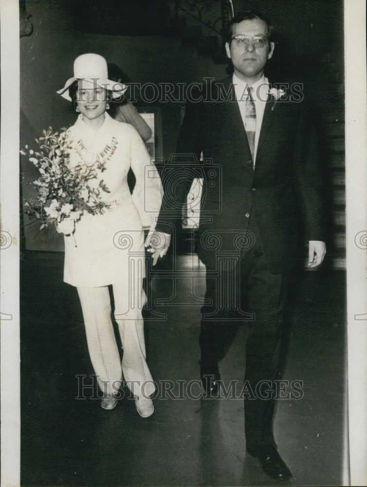 Press Photo Huub Oosterthuis and Wife, former Jesuits - Historic Images