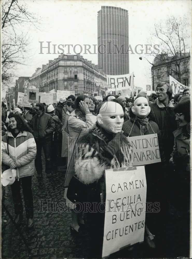 1982 Press Photo Amnesty International protest demonstration in France - Historic Images
