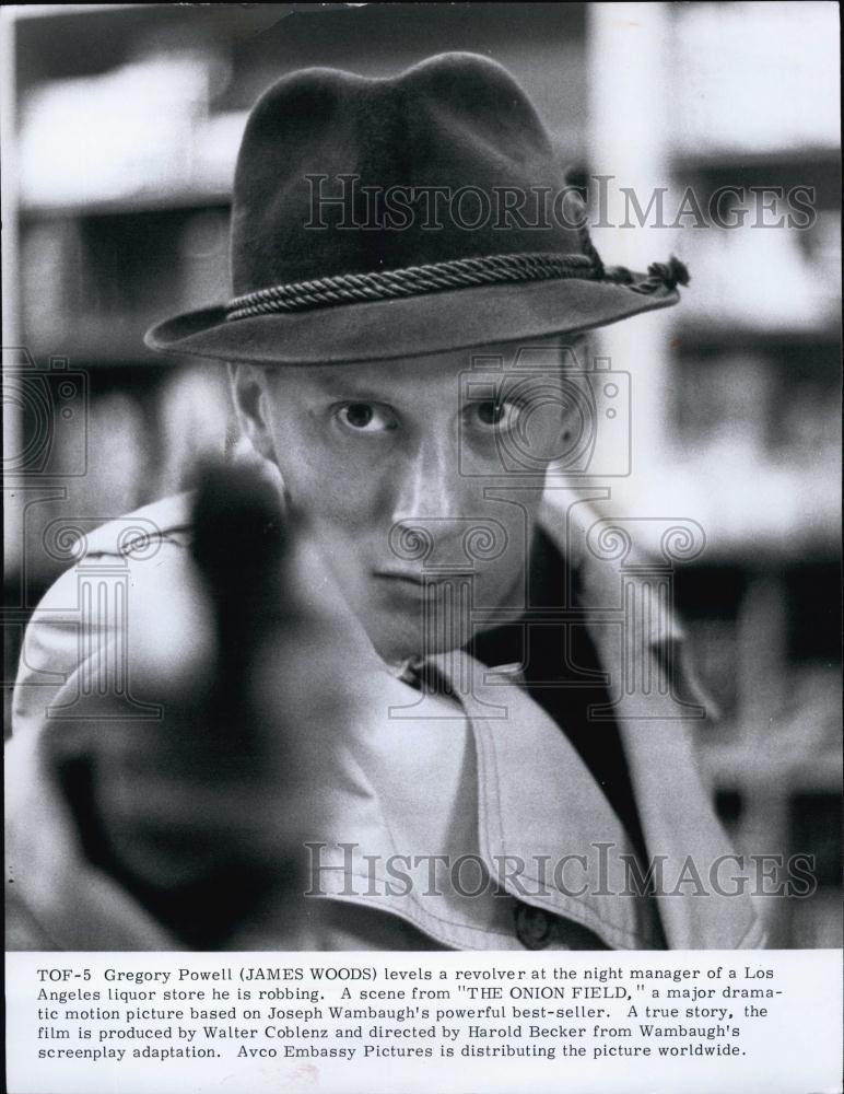 1980 Press Photo James Woods as Gregory Powell in &quot;The Onion Field&quot; - RSL56685 - Historic Images