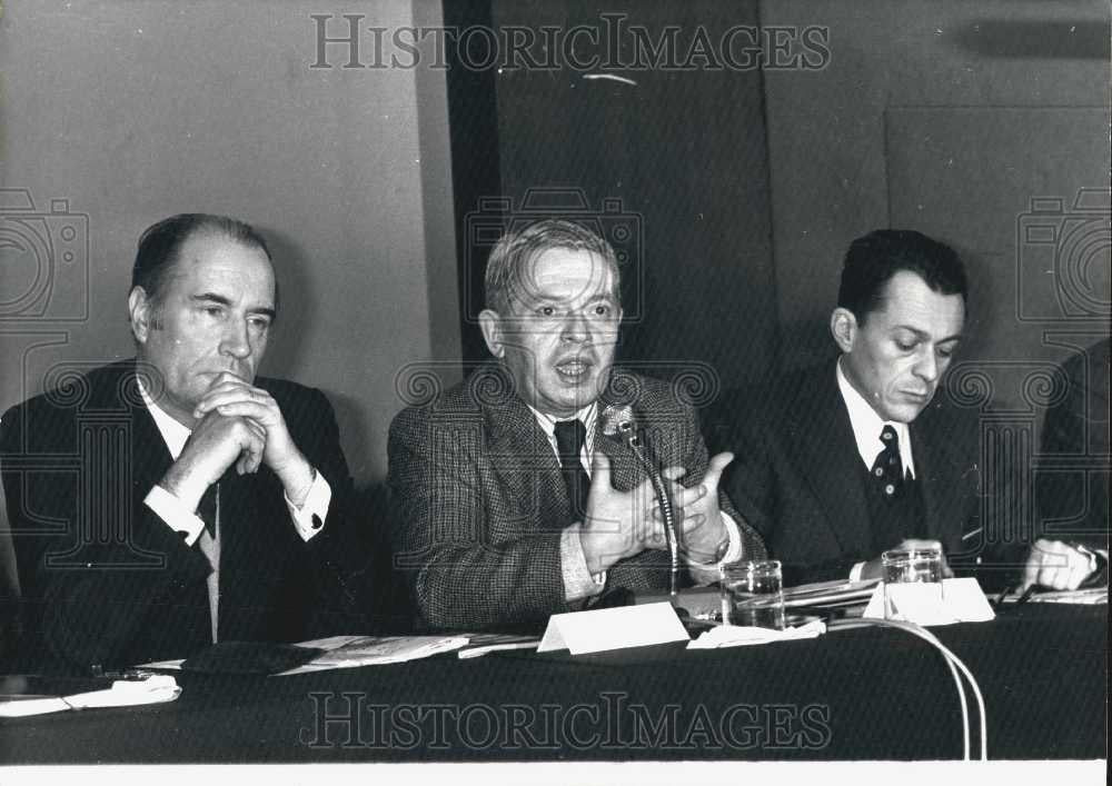 Press Photo Francois Mitterrand and Michel Rocard Socialist National Conference - Historic Images