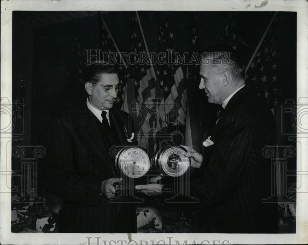 1940 Press Photo DU Bathrick vice president HJ Klinger - RSL84927 - Historic Images