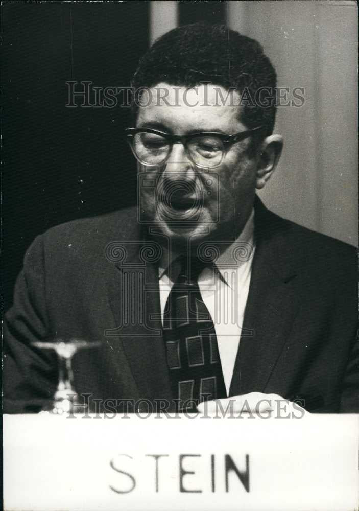 1973 Press Photo Herbert Stein President of the Assembly of Economics - Historic Images