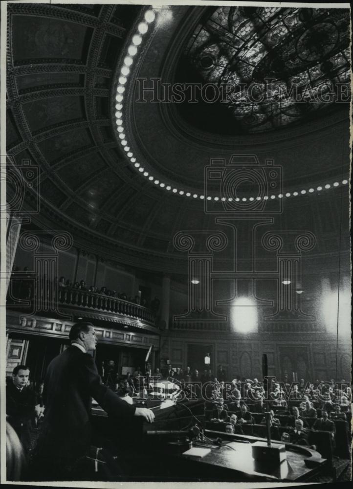 1968 Press Photo Gov John A Volpe - RSL49445 - Historic Images