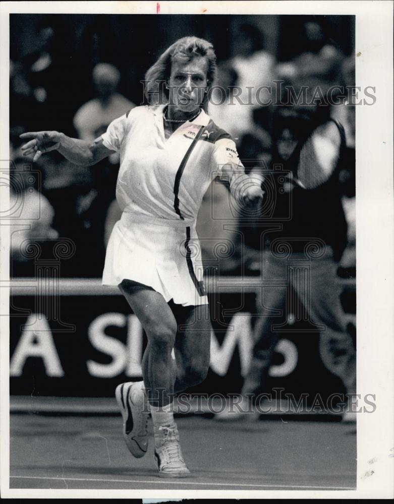 1987 Press Photo Tennis Pro Martina Navratilova in Action - RSL55421 - Historic Images