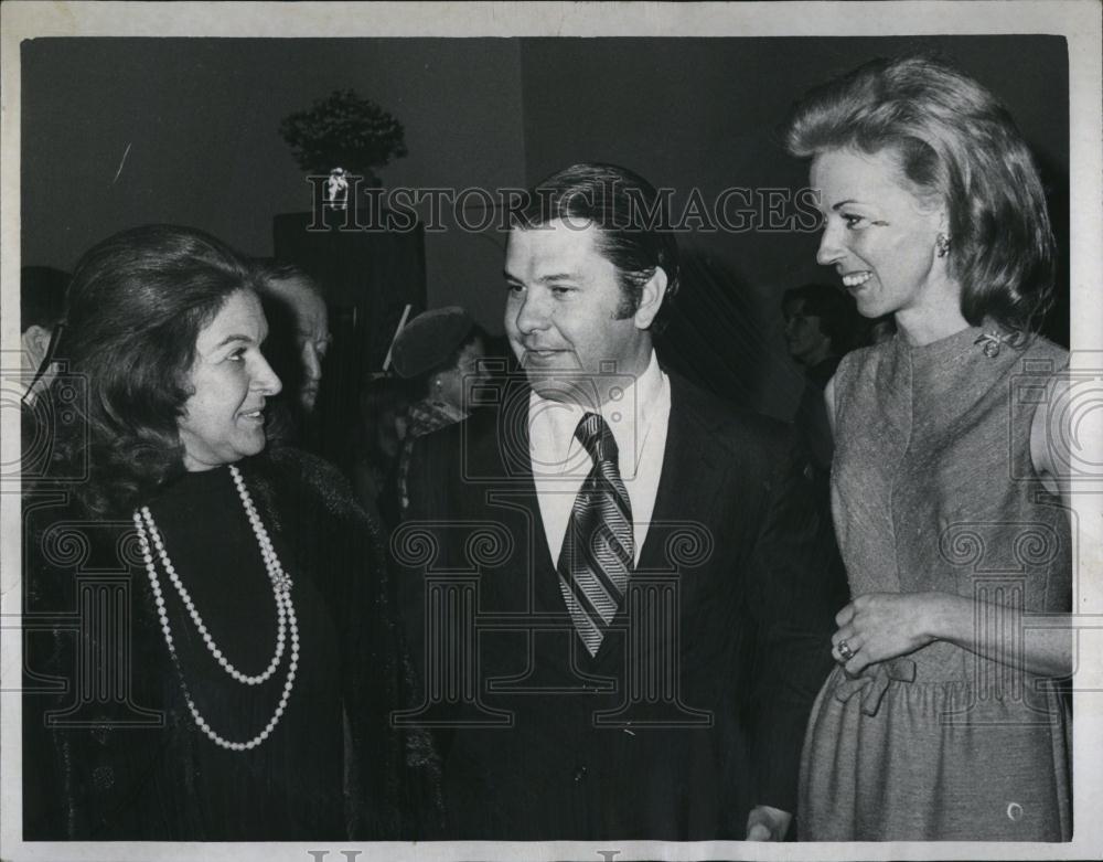 1970 Press Photo Mexican consul Jaime Pena-Vera & wife & , Mrs C Gowdy, - Historic Images