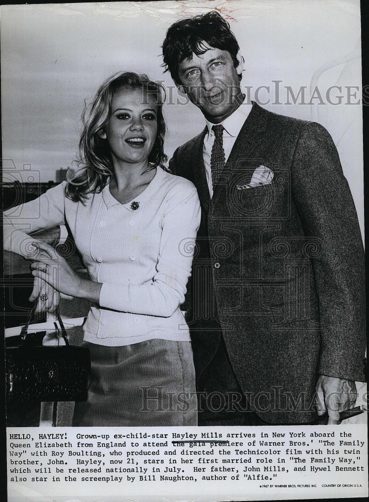 1967 Press Photo Grown Up Child Star Hayley Mills &amp; Roy Boulting Producer - Historic Images