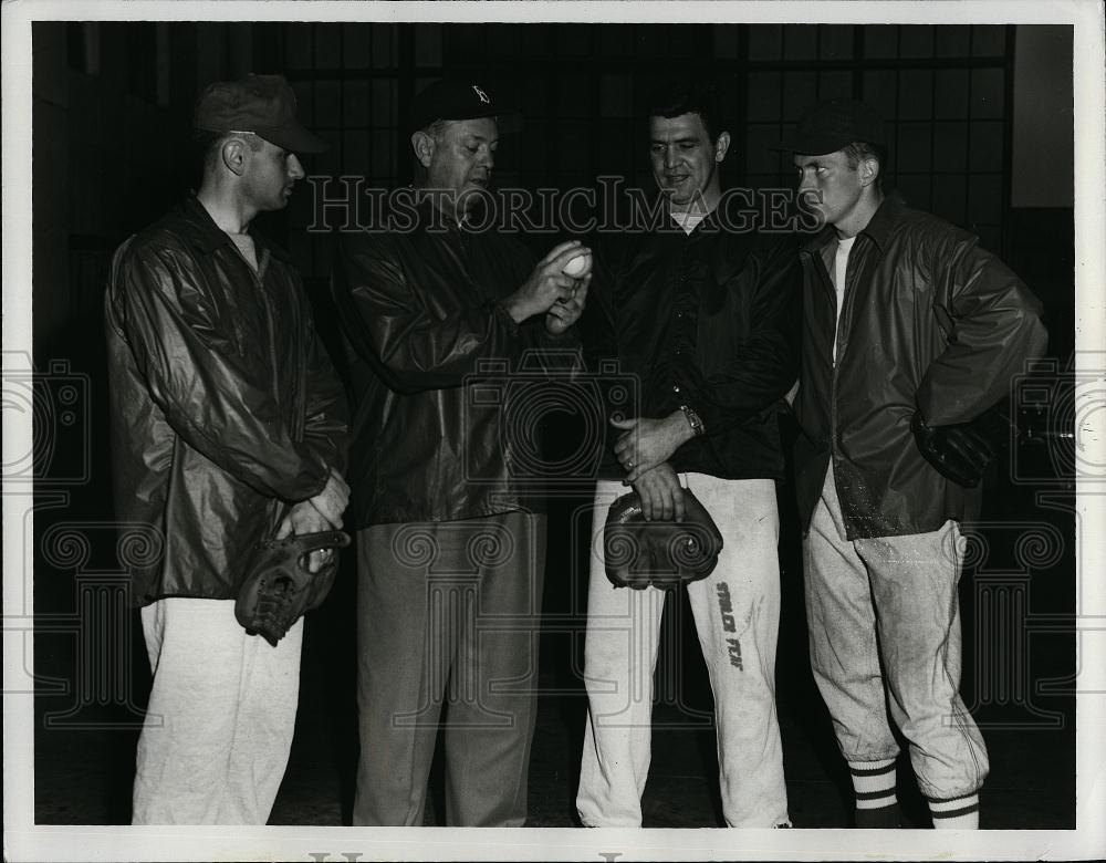 1954 Press Photo Ted Lyons,D Riecks,D Kirby,D Healy at baseball clinic - Historic Images