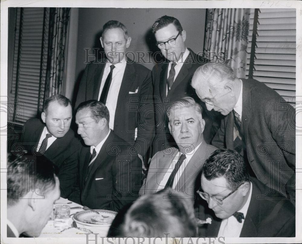 1958 Press Photo Congressman Thomas P O&#39;Neil,William Bates &amp; Terhert McDonald - Historic Images