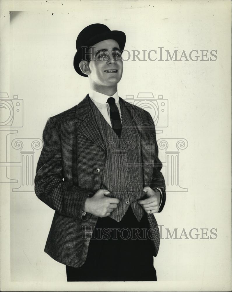 1936 Press Photo Actor Paul Stewart - RSL49009 - Historic Images