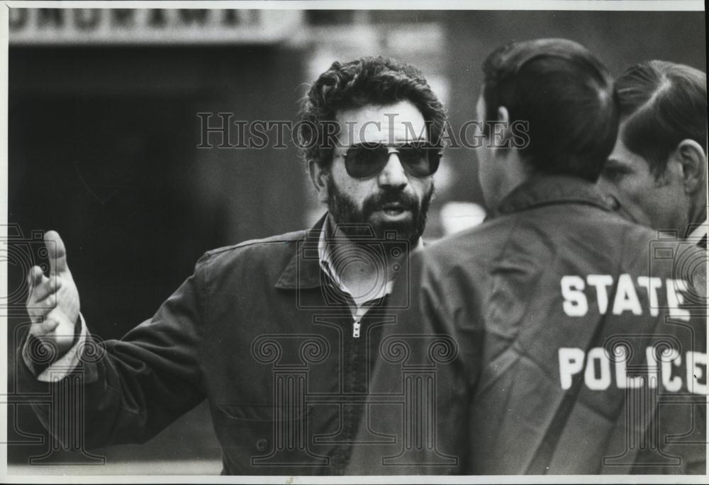 Press Photo Said Hassan Zedeh talked to Vermont police after wife was shot - Historic Images