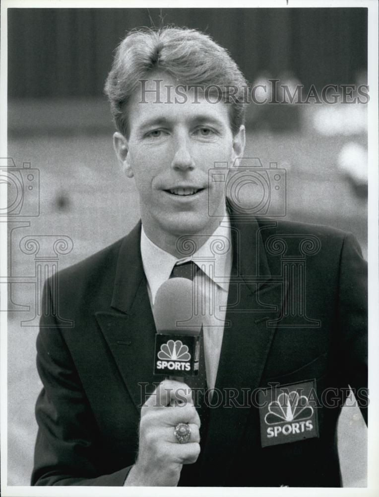 Press Photo Dwight Stones NBC Sports Analyst - RSL54817 - Historic Images