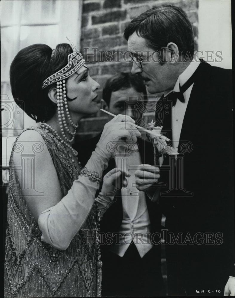 1971 Press Sian Phillips and Peter O&#39;Toole in scene from &quot;Goodbye Mr Chips&quot; - Historic Images