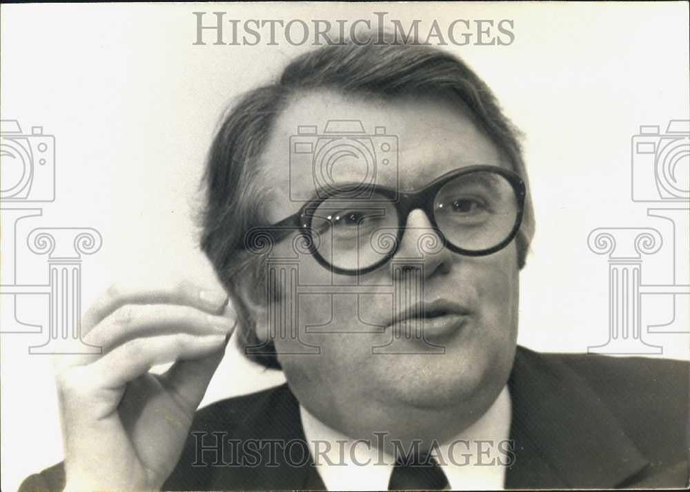 1979 Press Photo Mr Pierre Mauroy, French Socialist party politician - Historic Images