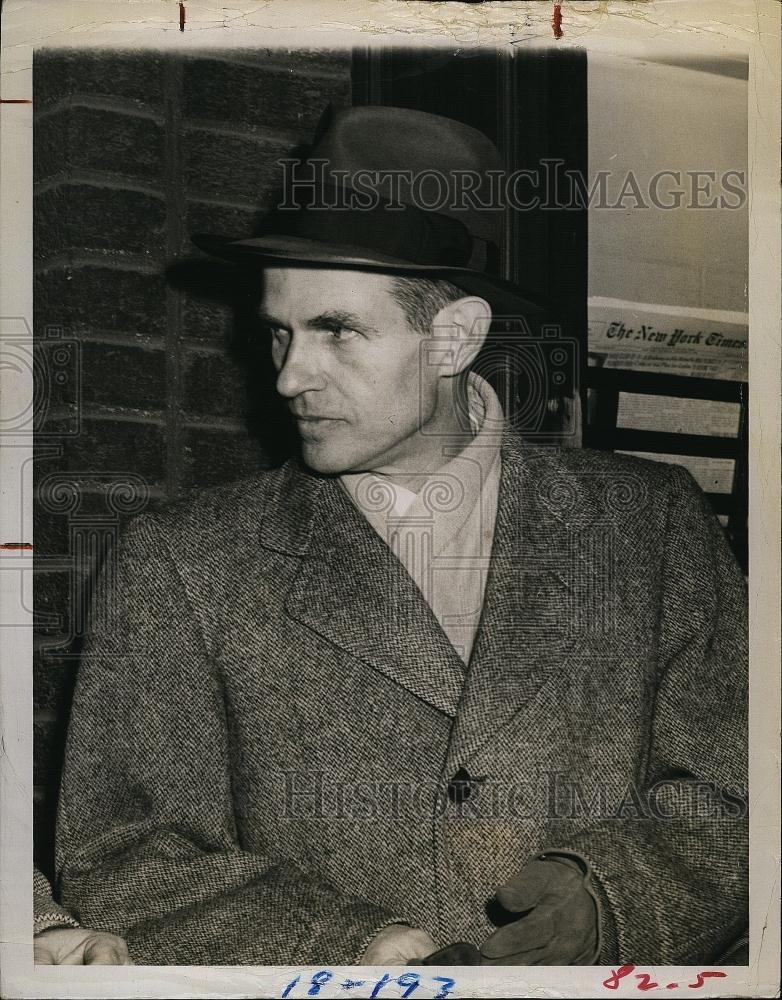 1955 Press Photo Alger Hiss, Released from Prison - RSL70881 - Historic Images