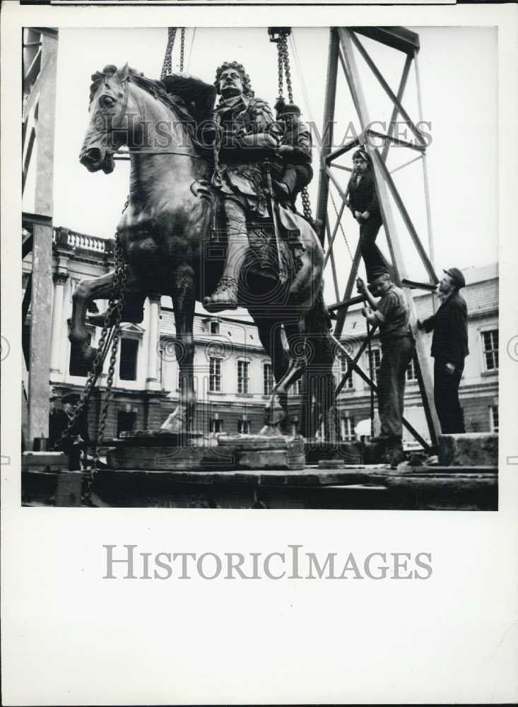 1951 Press Photo Andreas Schluter&#39;s Equestrian Statue &quot;The Great Elector&quot; - Historic Images