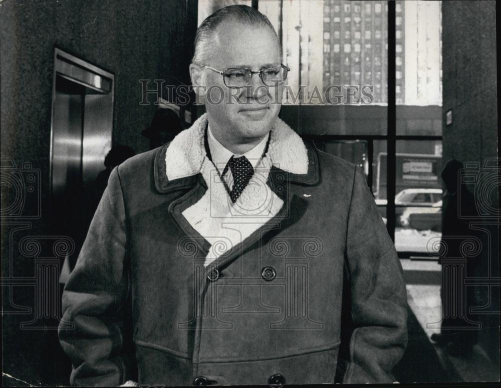 1977 Press Photo Baseball Commissioner Bowie Kuhn In Federal Court - RSL53581 - Historic Images