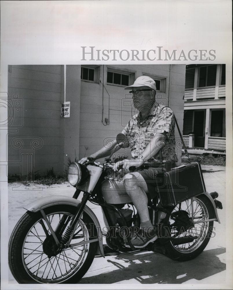 1963 Press Photo FM Van Deventer, Bradenton, Fla man on motorcycle - RSL93613 - Historic Images