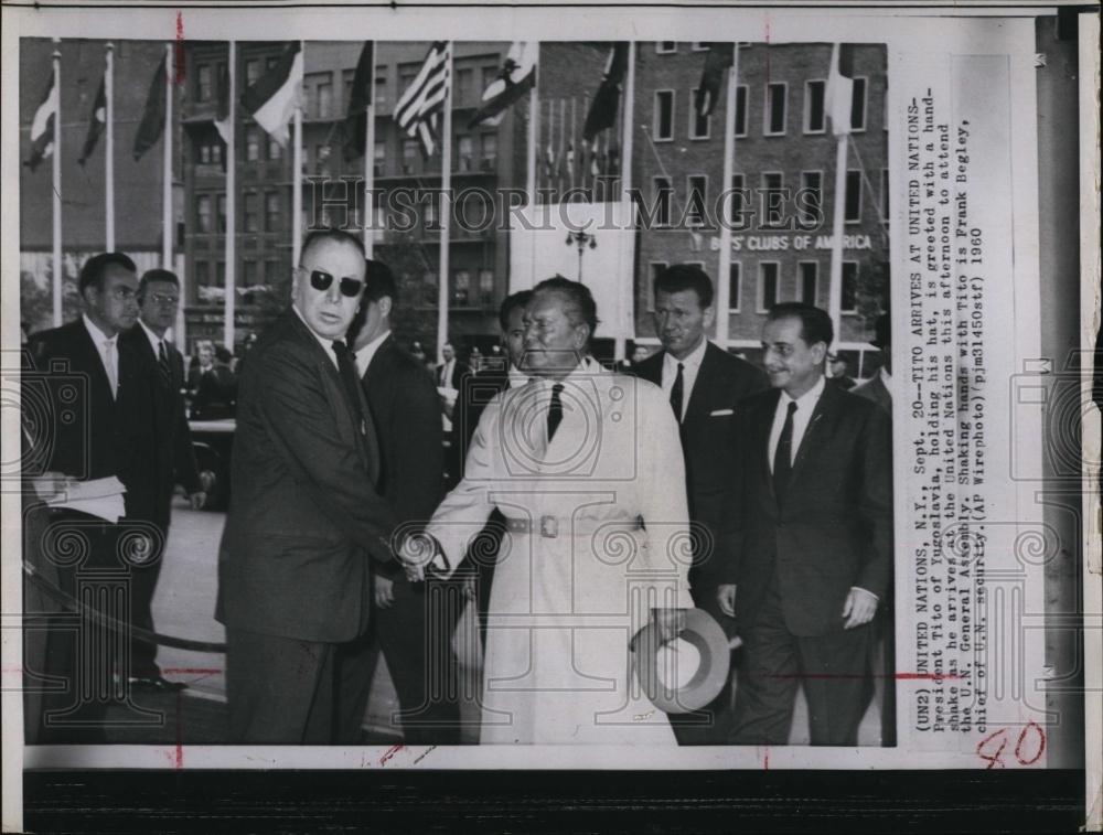 1960 Press Photo Pres Tito of Yugoslavia with UN security chief Frank Begley - Historic Images