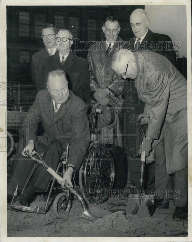 1962 Press Photo Boston Mayor Collins,Wm Ireland break ground on auditorium - Historic Images