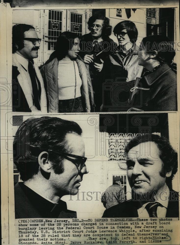 1971 Press Photo Draft Board Burglary Suspects to Defend Themselves - RSL48509 - Historic Images