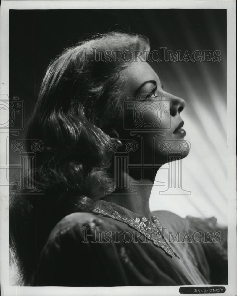 1951 Press Photo Barbara Lawrence stars in "Give My Regards to Broadway" - Historic Images