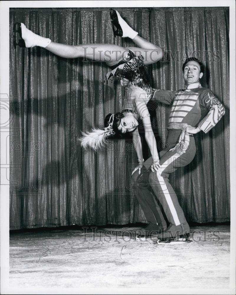 1965 Press Photo Cathy Steele, Phil Romayne, Ice Capades - RSL51433 - Historic Images