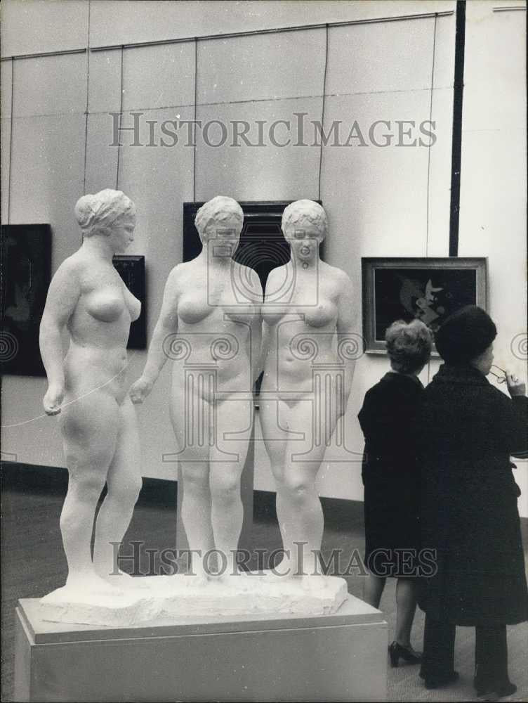 1972 Press Photo Three sculptures by artist Raymond Martin on exhibit - Historic Images