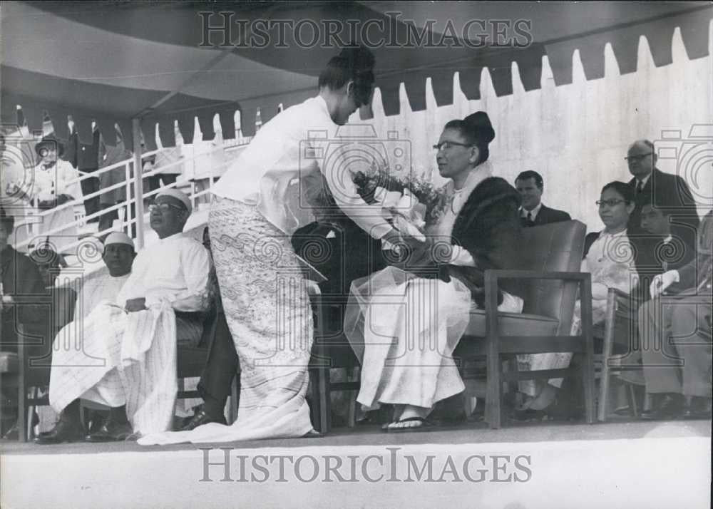 Press Photo Tin Pe of Burma in Montreal, Canada - Historic Images